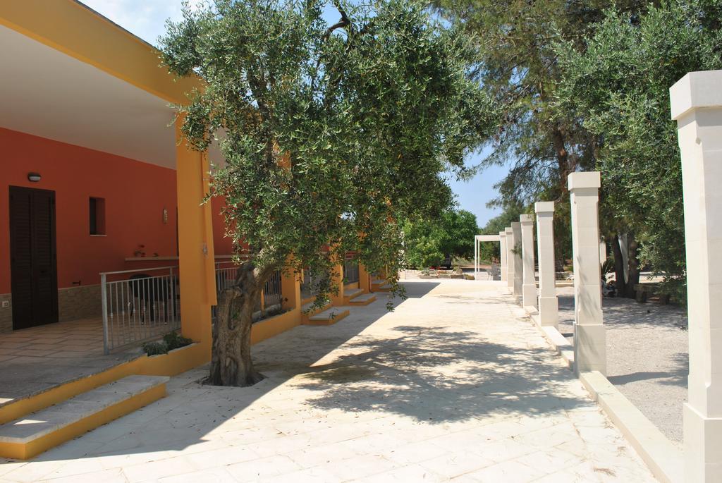 Tenuta La Spezia Carpignano Salentino Exterior photo