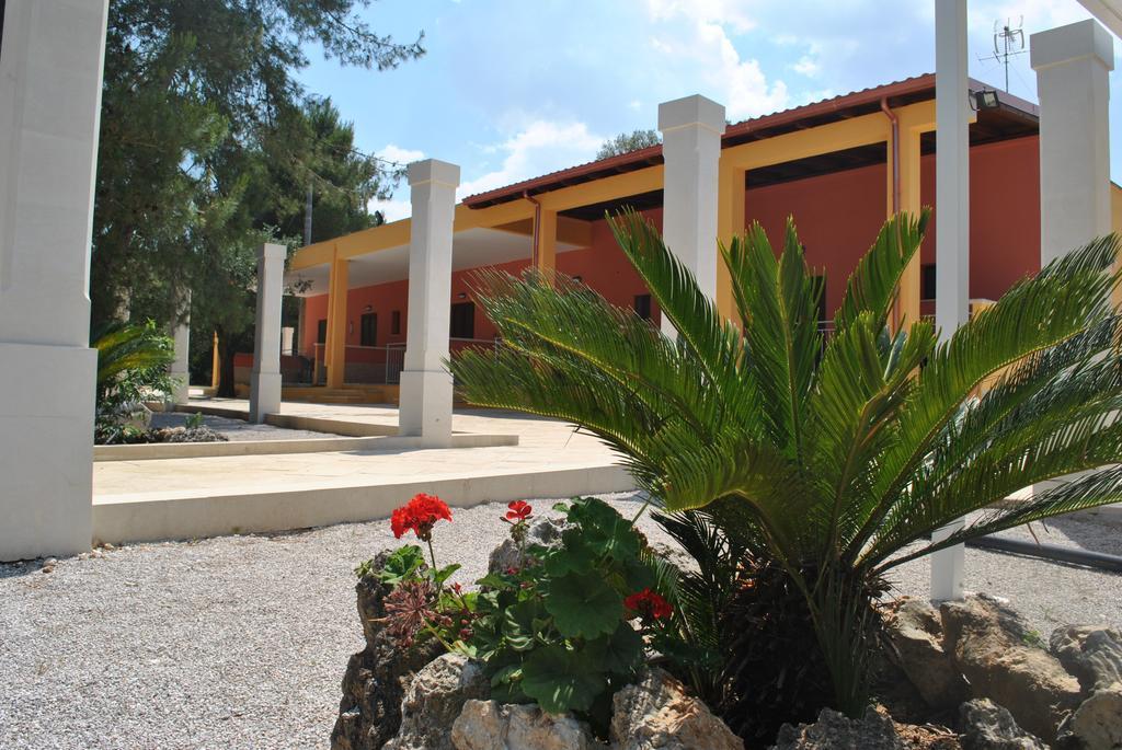 Tenuta La Spezia Carpignano Salentino Exterior photo