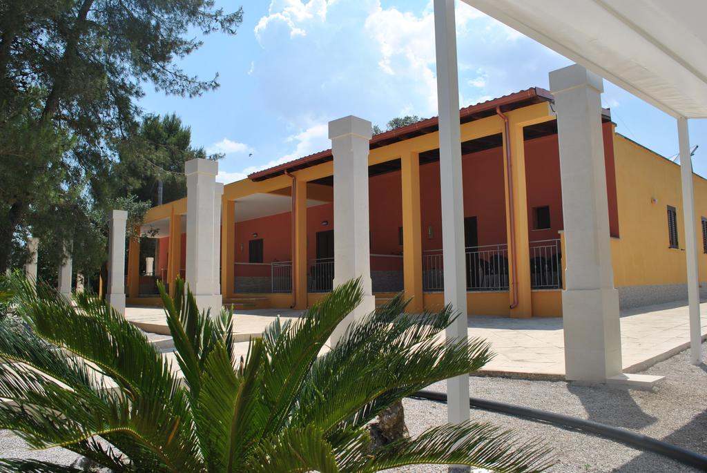 Tenuta La Spezia Carpignano Salentino Exterior photo
