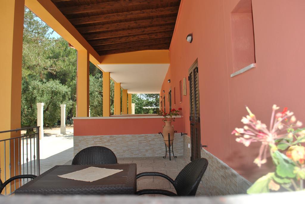 Tenuta La Spezia Carpignano Salentino Exterior photo